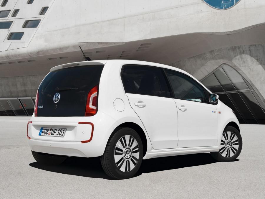  Volkswagen e-up! 2013 года  (фото 19 из 45)